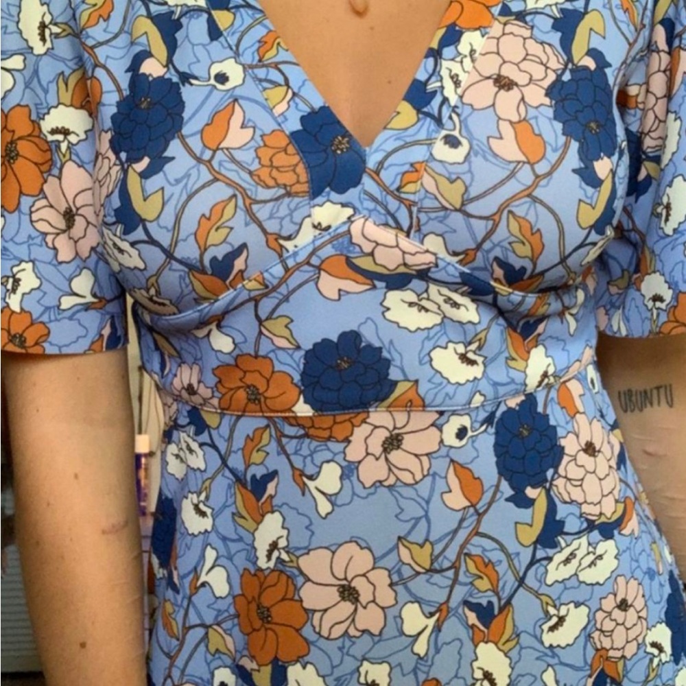 Zara Mini Floral Dress. Used only once-very good condition.